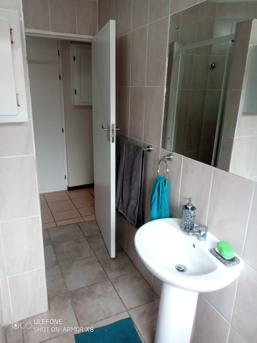 4 Bedroom Property for Sale in Dorchester Heights Eastern Cape